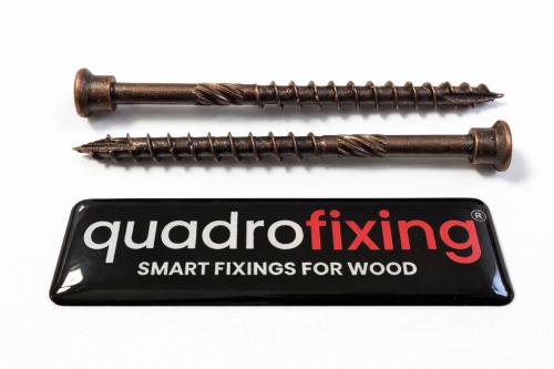 Detail antik povrchovej úpravy skrutiek QUADROFIXING – matný tmavohnedý odtieň